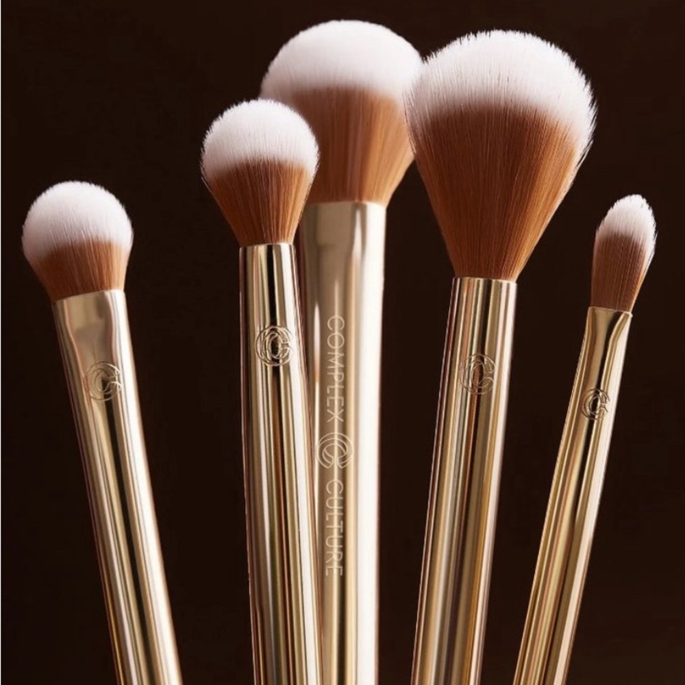Complex Culture 5 piece vegan makeup brush set. New.